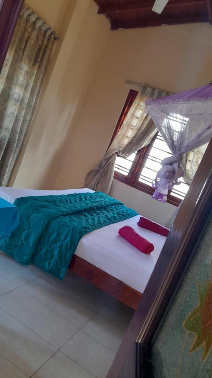 New Sea Lion Guest House Hikkaduwa Exterior photo